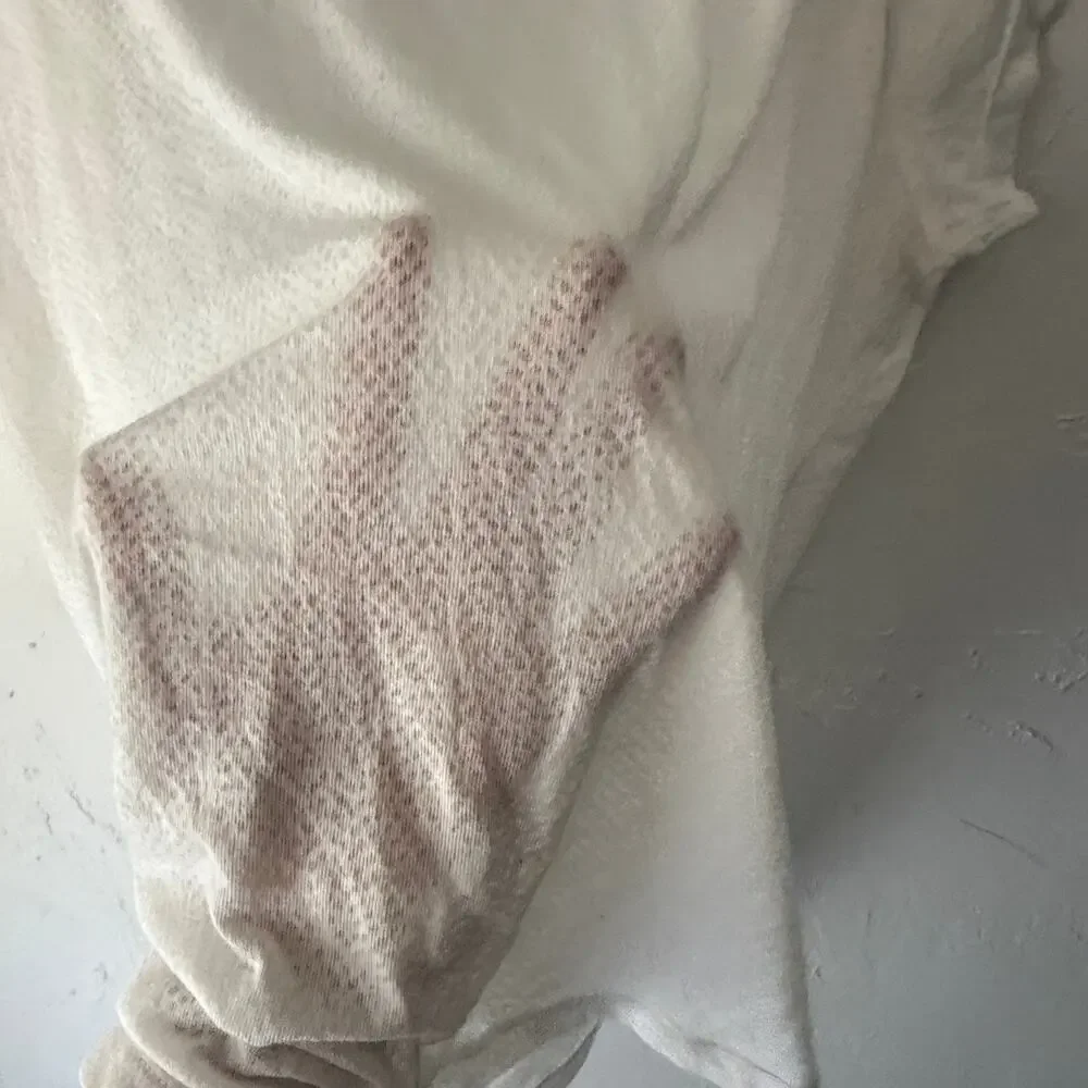 The North Face Women’s White Active Tee‎ Shirt M Sheer Lightweight Athletic Top - Picture 3 of 7